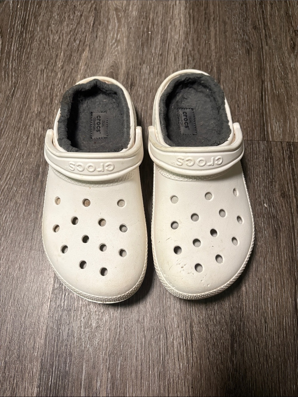 CROCS fuzzy Lined Clogs